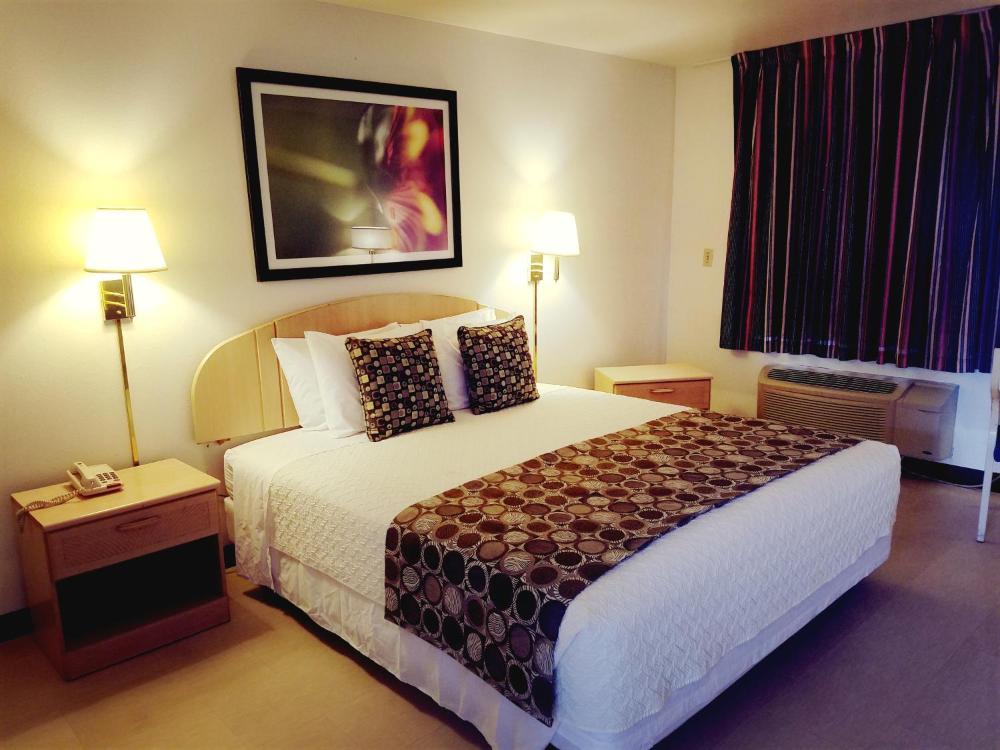 King Room interior